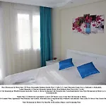 Mavi Restaurant & 1 Apartamento Didim
