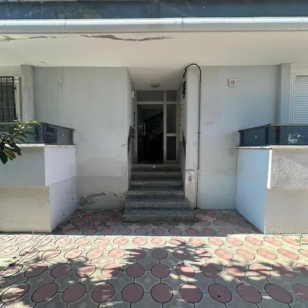 Mavi Restaurant & 1 Lägenhet Didim