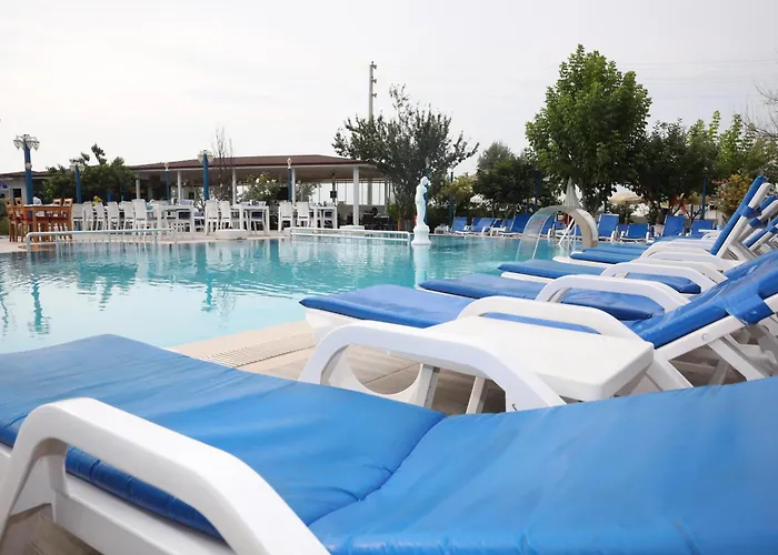 Mavi Restaurant & 1 Apartment Didim