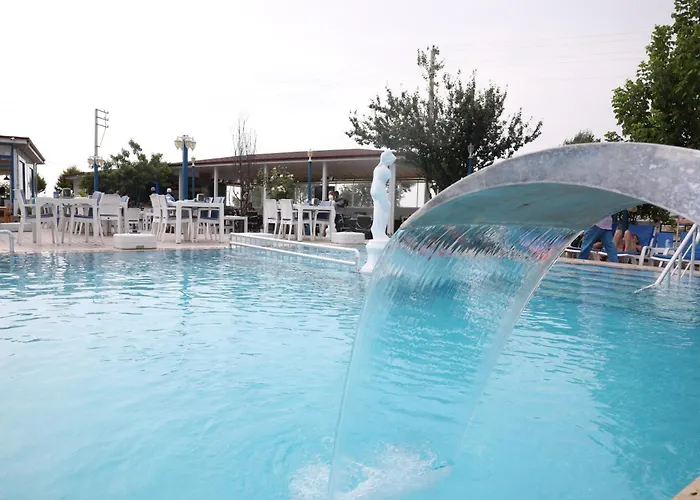 Mavi Restaurant & 1 Apartment *